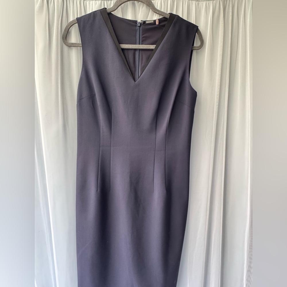 Elie Tahari Gwenyth Sleeveless V-Neck Sheath Dress size 8
